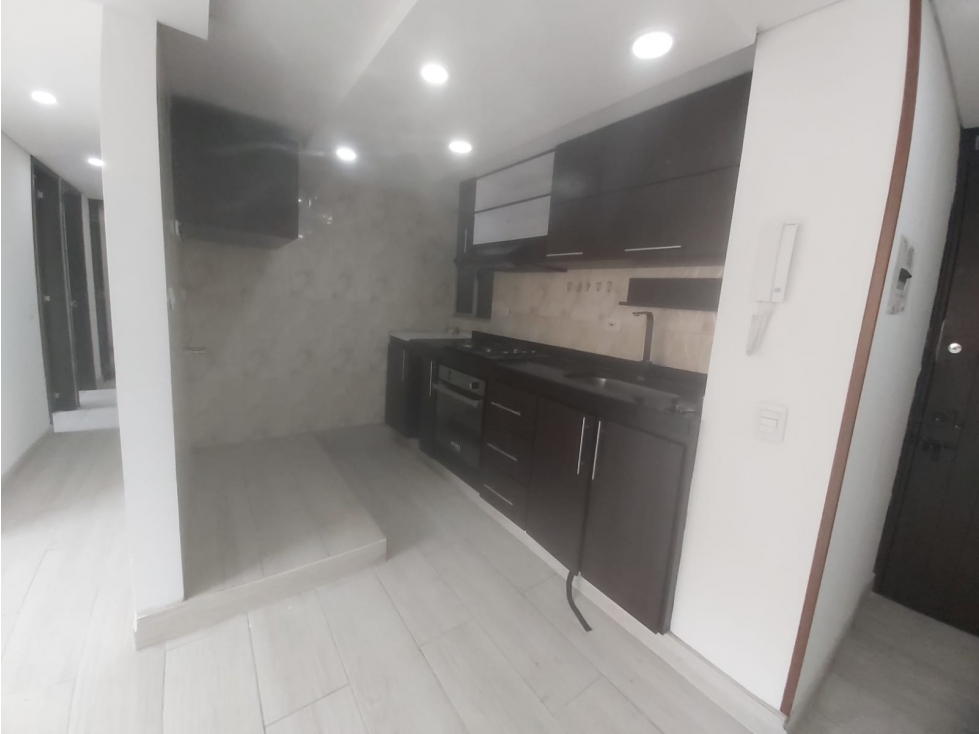 SE VENDE APARTAMENTO EN LA FONTANA I MADRID — foto 3