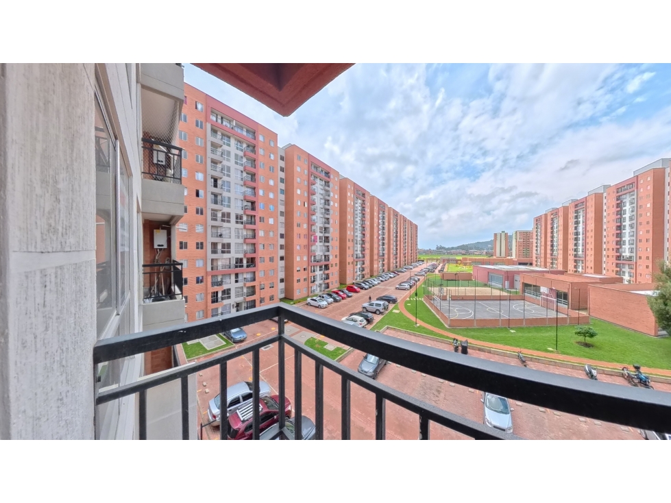 Apartamento en Venta Para Estrenar en Madrid, Cundi | Club House — foto 3