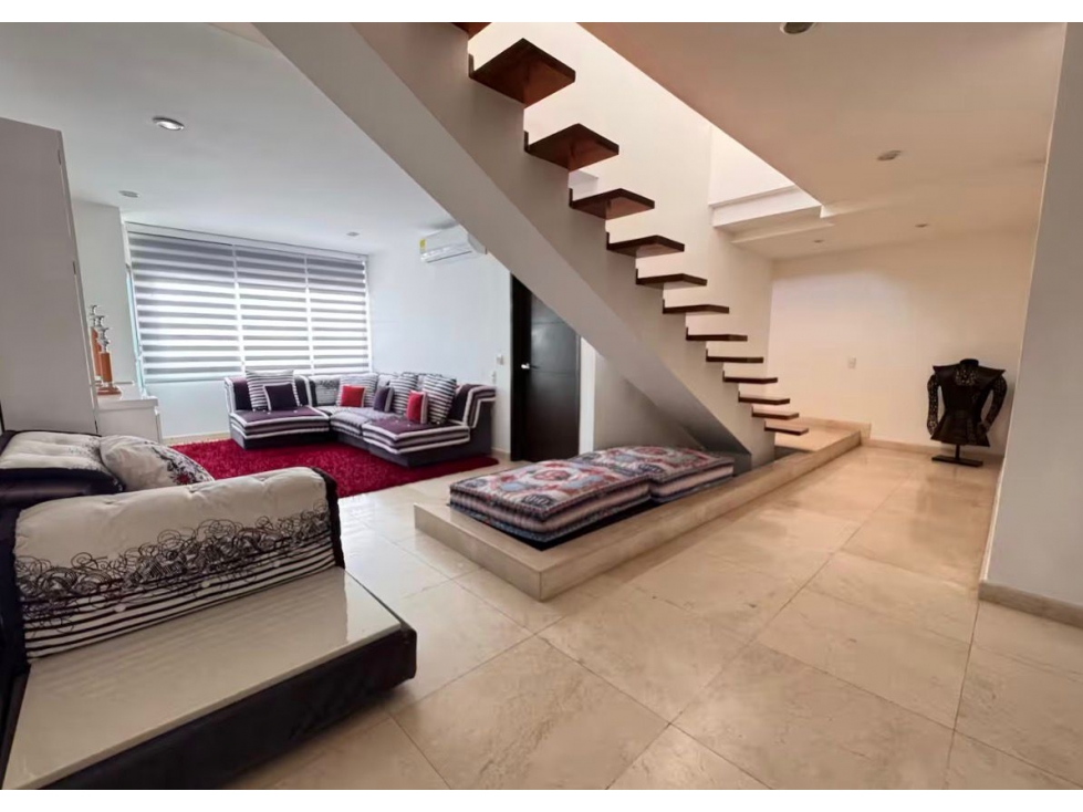VENTA APARTAMENTO PENTHOUSE TRIPLEX FRENTE AL MAR — foto 4