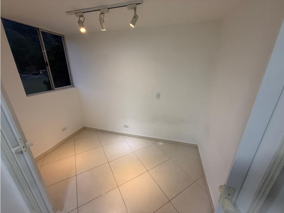 Venta de Apartamento de 50 M2 Remodelado en La Estrella - 5
