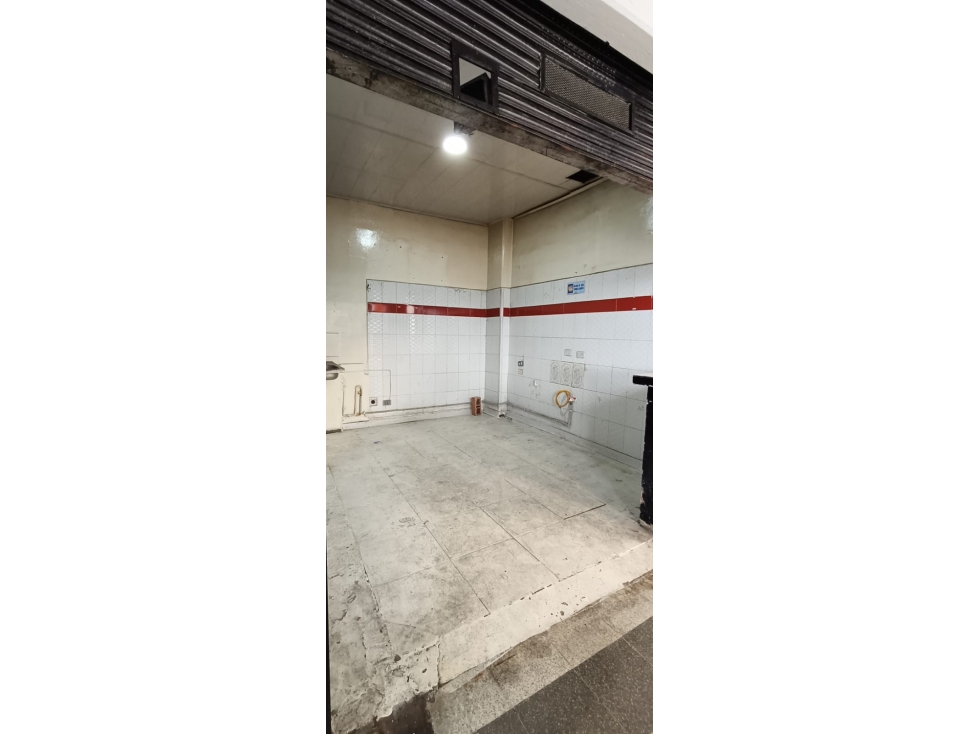 En venta local en plazoleta de comidas en Paloquemao, Bogota - 4