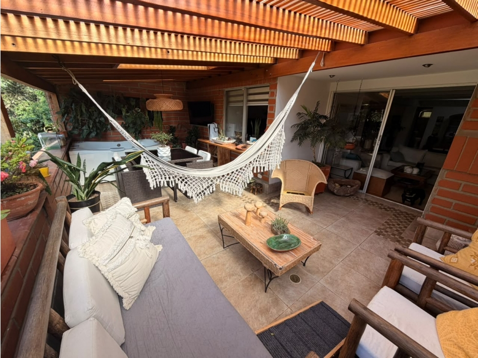 Apartamento amplio en excelente sector del Poblado — foto 3