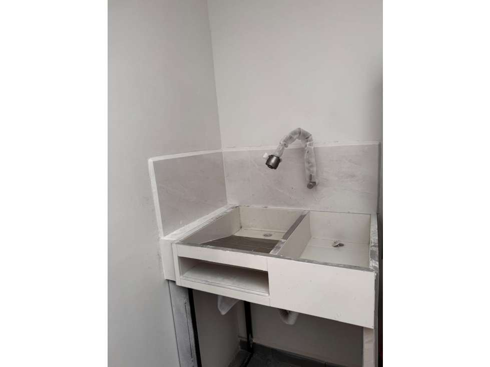 VENTA ESPECTACULAR DÚPLEX TOTALMENTE NUEVO, MANRIQUE — foto 4
