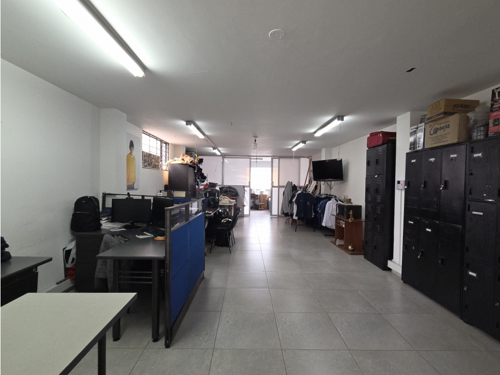 VENTA - EDIFICIO CUATRO PLANTAS - SPRING BOGOTA — foto 5