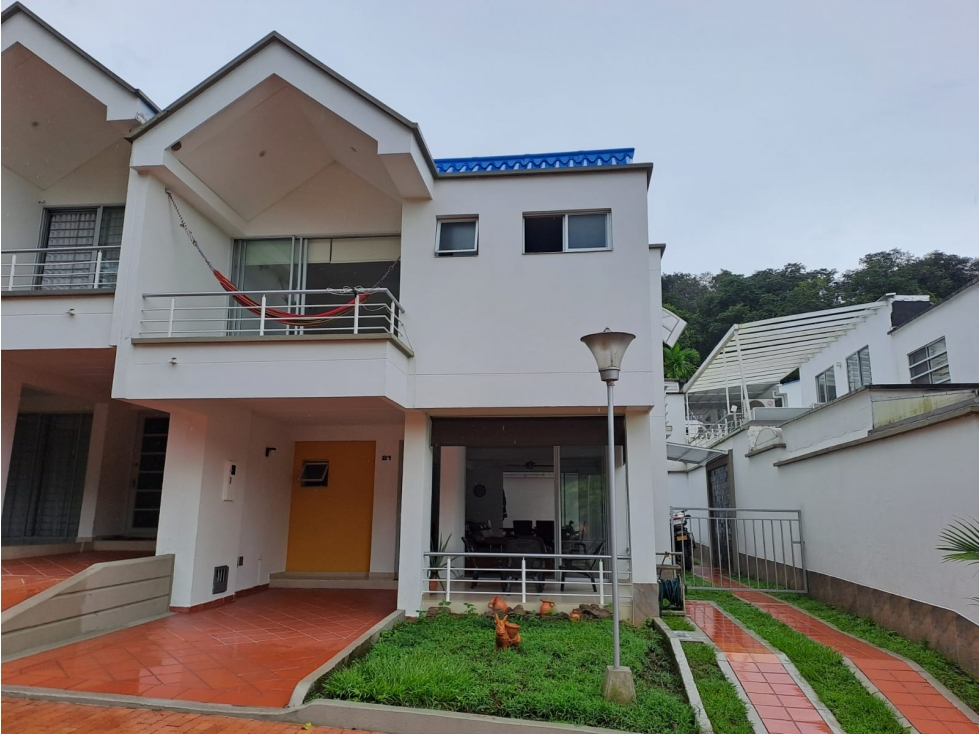 VENTA CASA SERRAMONTE VILLAVICENCIO