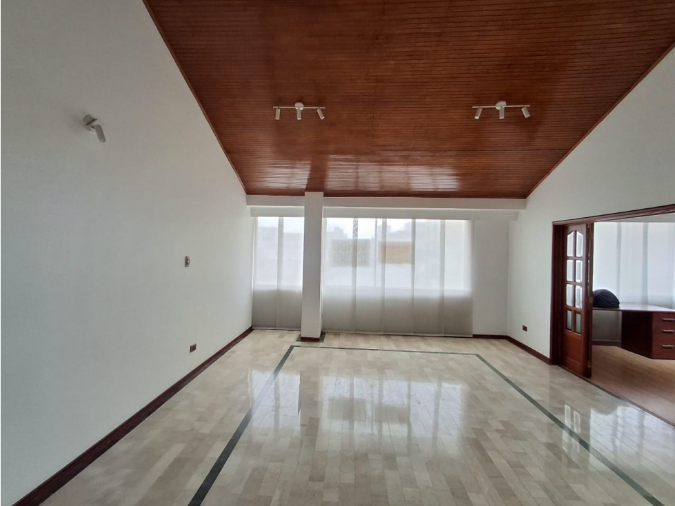VENTA DE APARTAMENTO EN EL CENTRO HISTORICO DE TUNJA - 2