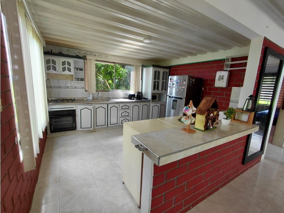 VENTA DE CASA CAMPESTRE EN PALESTINA: AMPLIOS ESPACIOS - 3