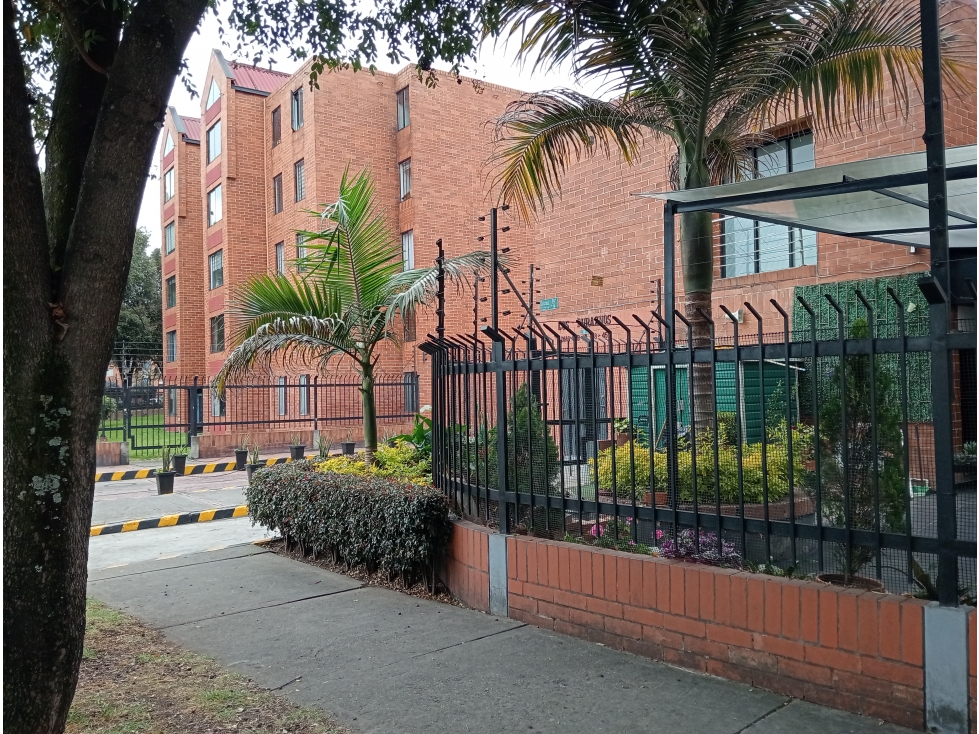 VENTA APARTAMENTO 49.23 M2 PISO 1 CIUDADELA COLSUBSIDIO - ENGATIVA — foto 2