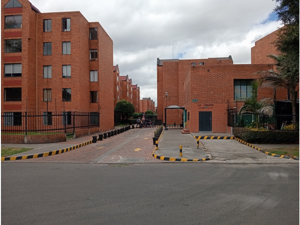 VENTA APARTAMENTO 49.23 M2 PISO 1 CIUDADELA COLSUBSIDIO - ENGATIVA