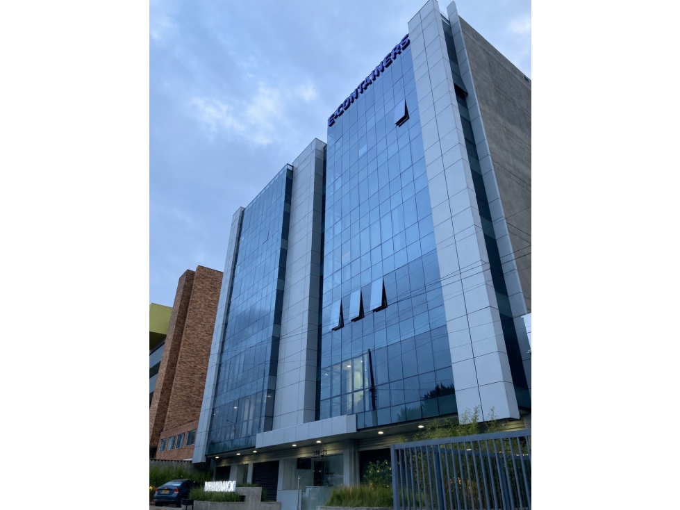 VENTA - Oficina/Consultorio en La Alhambra - Con Certificación RETIE
