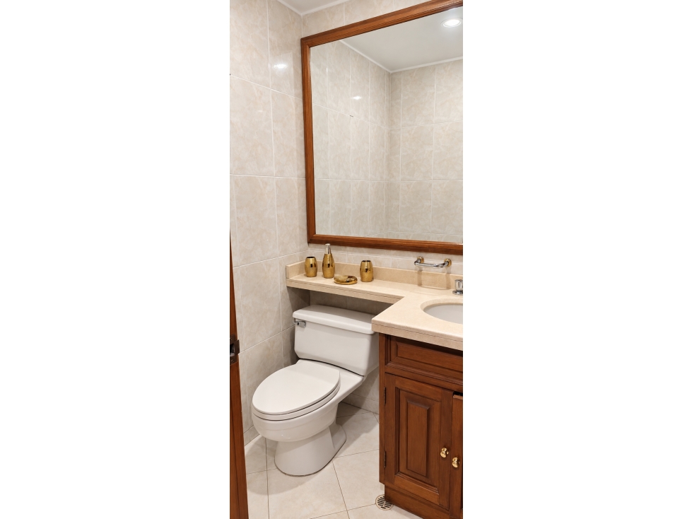 VENTA APARTAMENTO AMPLIO CALATRAVA — foto 3