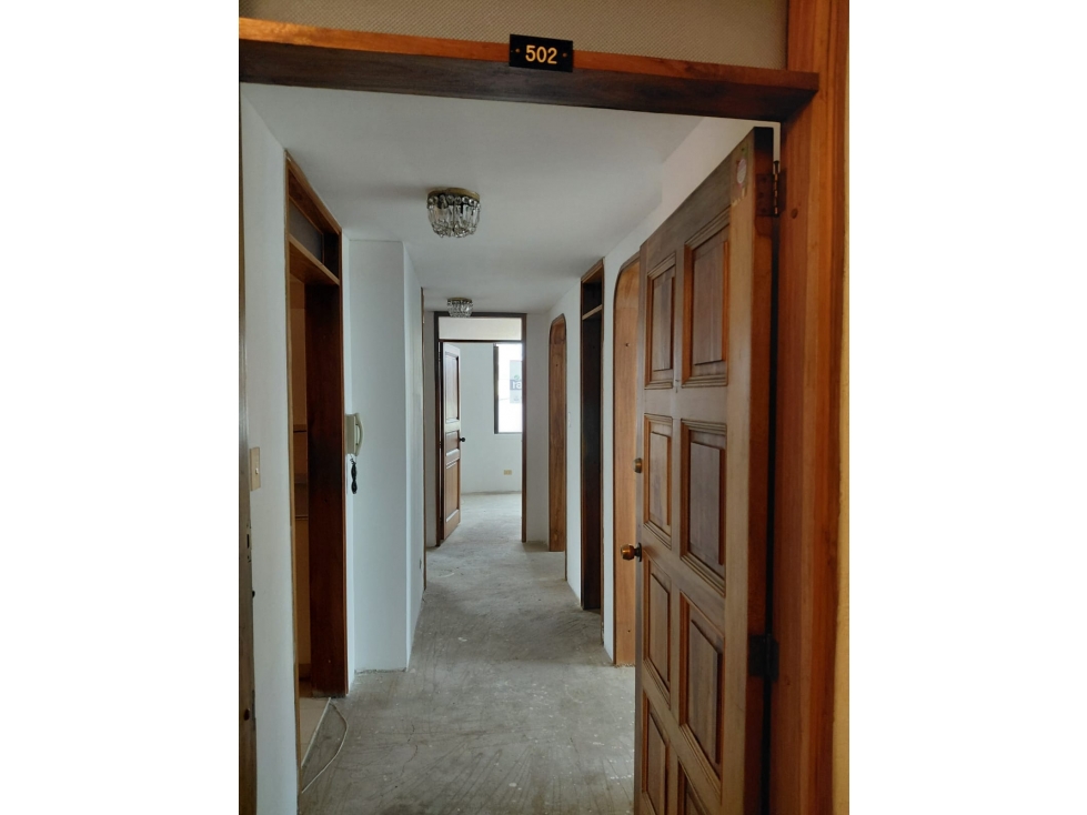 VENTA APARTAMENTO AV. SANTANDER CON VISTA INCREIBLE Y UBICACION — foto 5