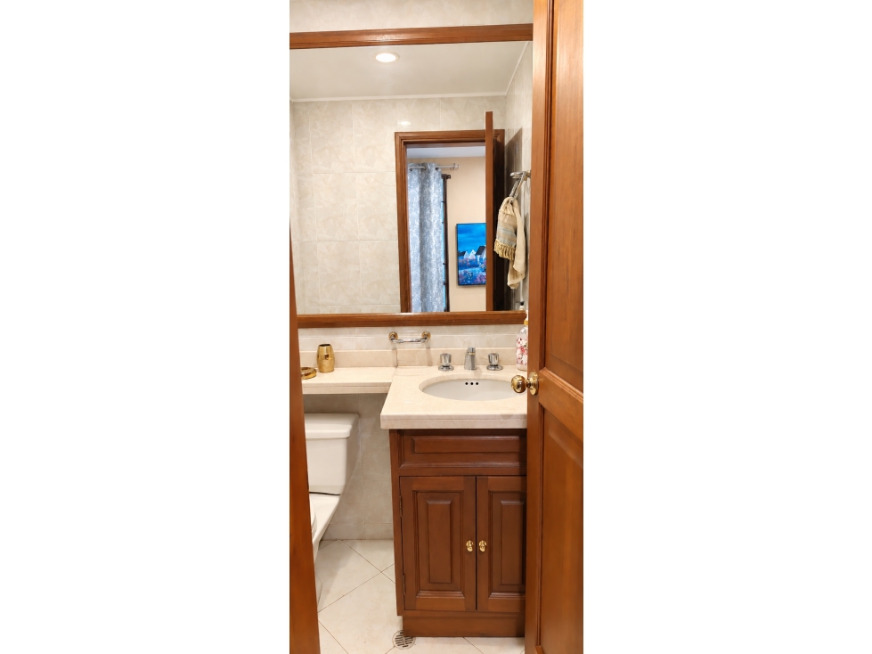 VENTA APARTAMENTO AMPLIO CALATRAVA — foto 4