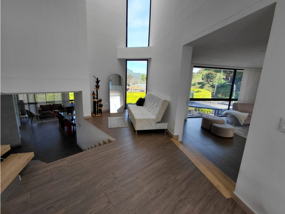 CASA VENTA CON AMPLIOS ESPACIO Y EXCELENTES ACABADOS EN MANIZALES — foto 4