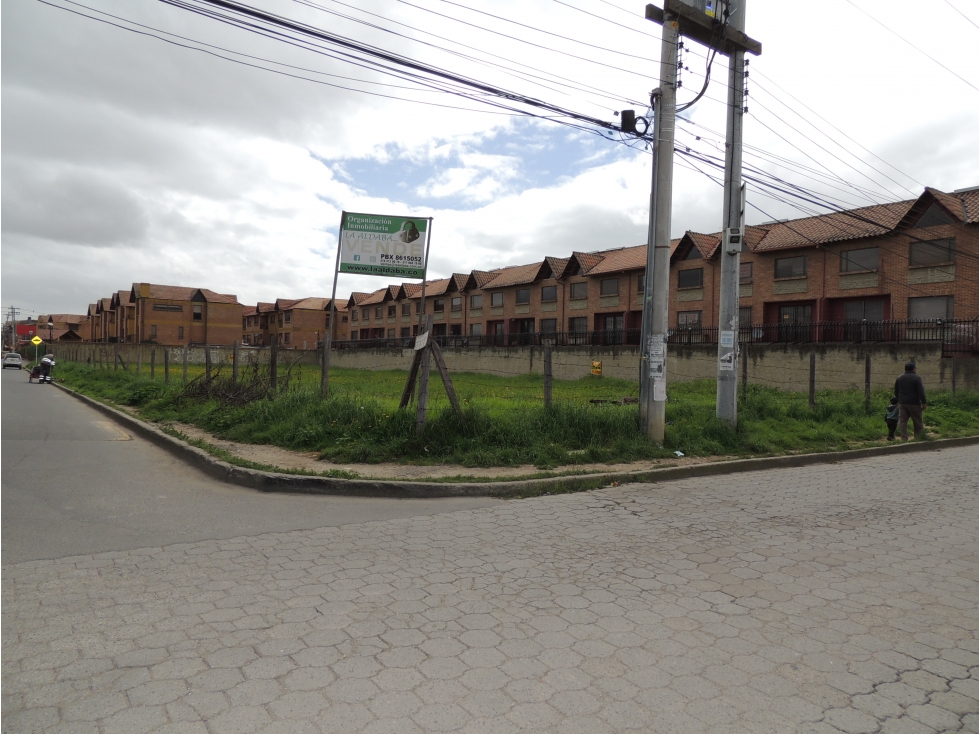 VENDO LOTE CHIA- LA INSULA — foto 4