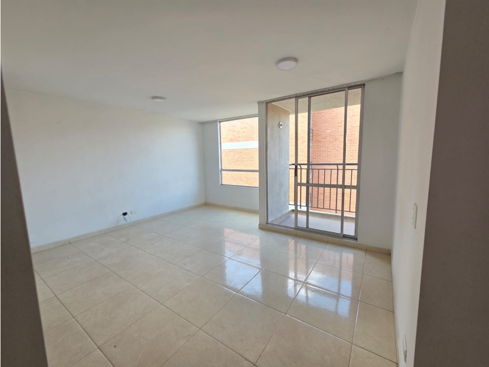 VENTA APARTAMENTO MADRID CONJUNTO TARENTO, — foto 4