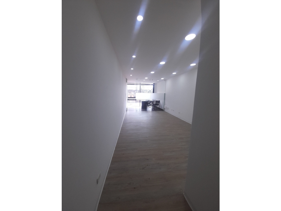 ARRIENDO OFICINA CHAPINERO CENTRAL — foto 5