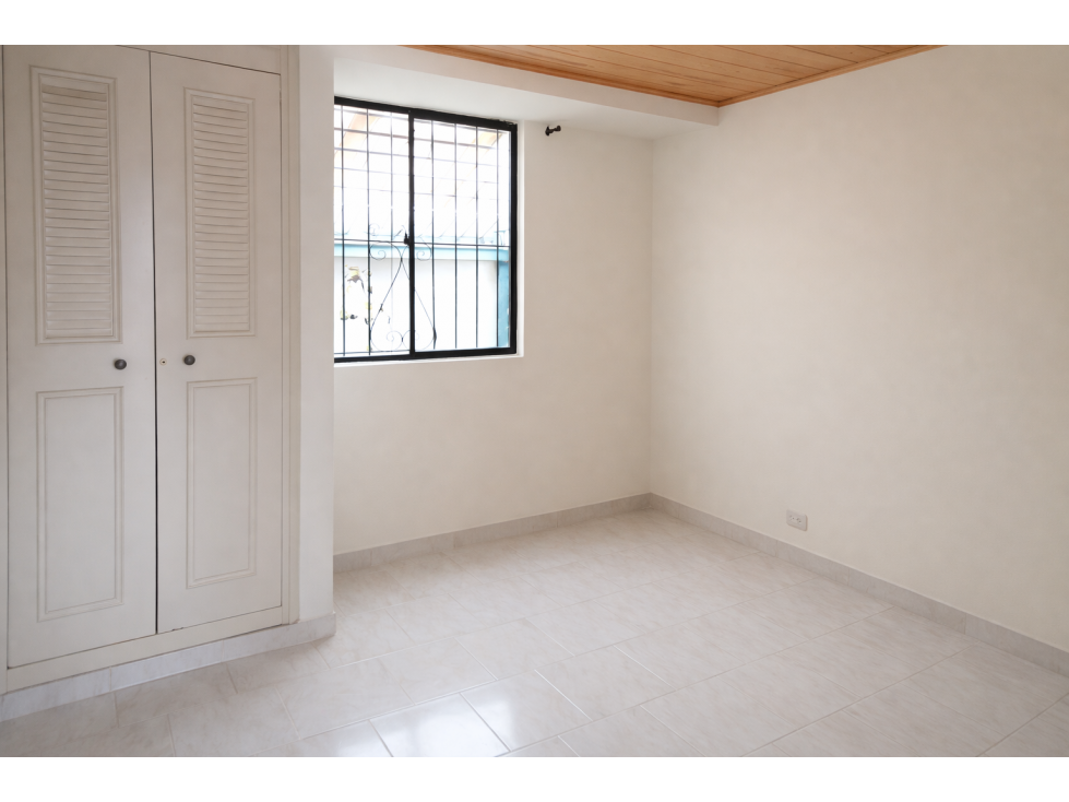 SE VENDE CASA UNIFAMILIAR DE DOS NIVELES EN PRADO ALTO — foto 4