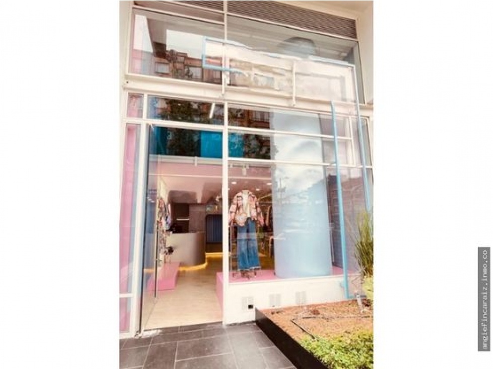 enta de Local Comercial en Chapinero | Zona de Alto Flujo Peatonal UK — foto 4