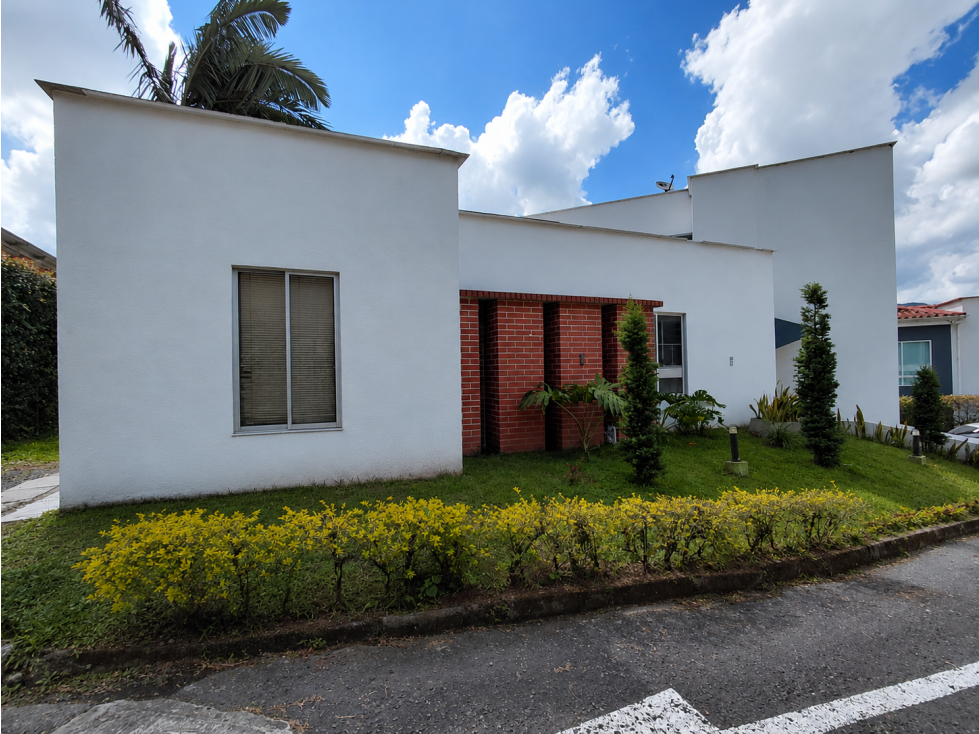 VENTA: CASA CAMPESTRE DE ENSUEÑO EN DOSQUEBRADAS - 2