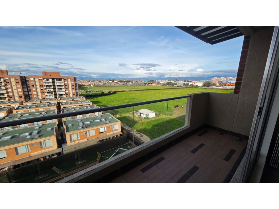 ARRIENDO APARTAMENTO AMPLIO CON EXCELENTE ZONAS SOCIALES — foto 5