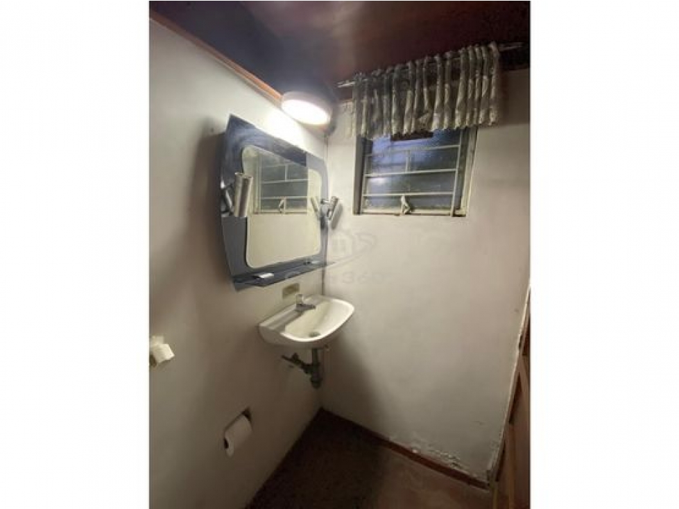 VENTA CASA SAN LUIS - INVERSIÓN $$ NEGOCIABLE EN BOGOTA — foto 5