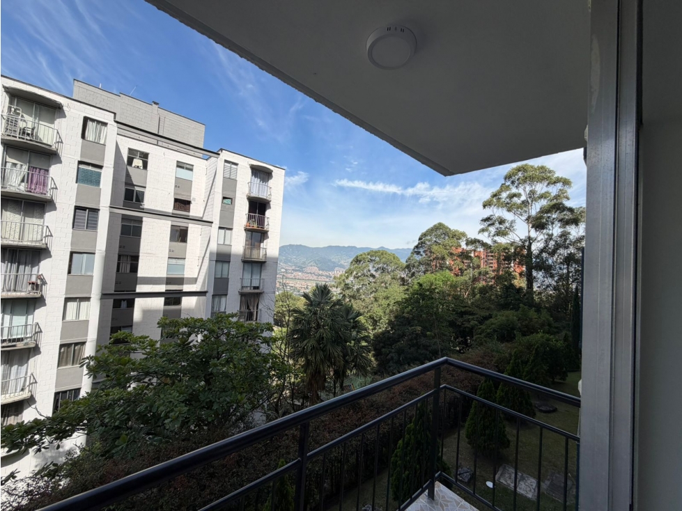 VENTA APARTAMENTO LOMA DEL INDIO MEDELLIN — foto 4