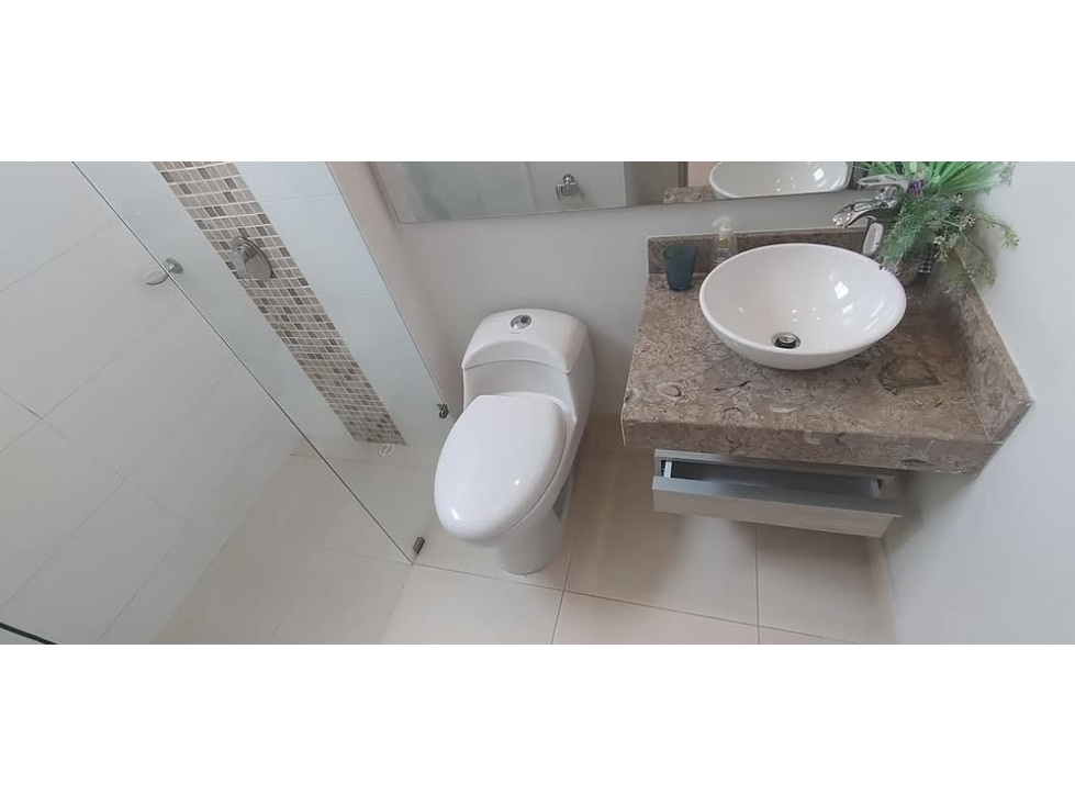 VENTA CASA MODERNA EN CONJUNTO CERRADO CON PISCINA Y ZONAS SOCIALES AL — foto 4