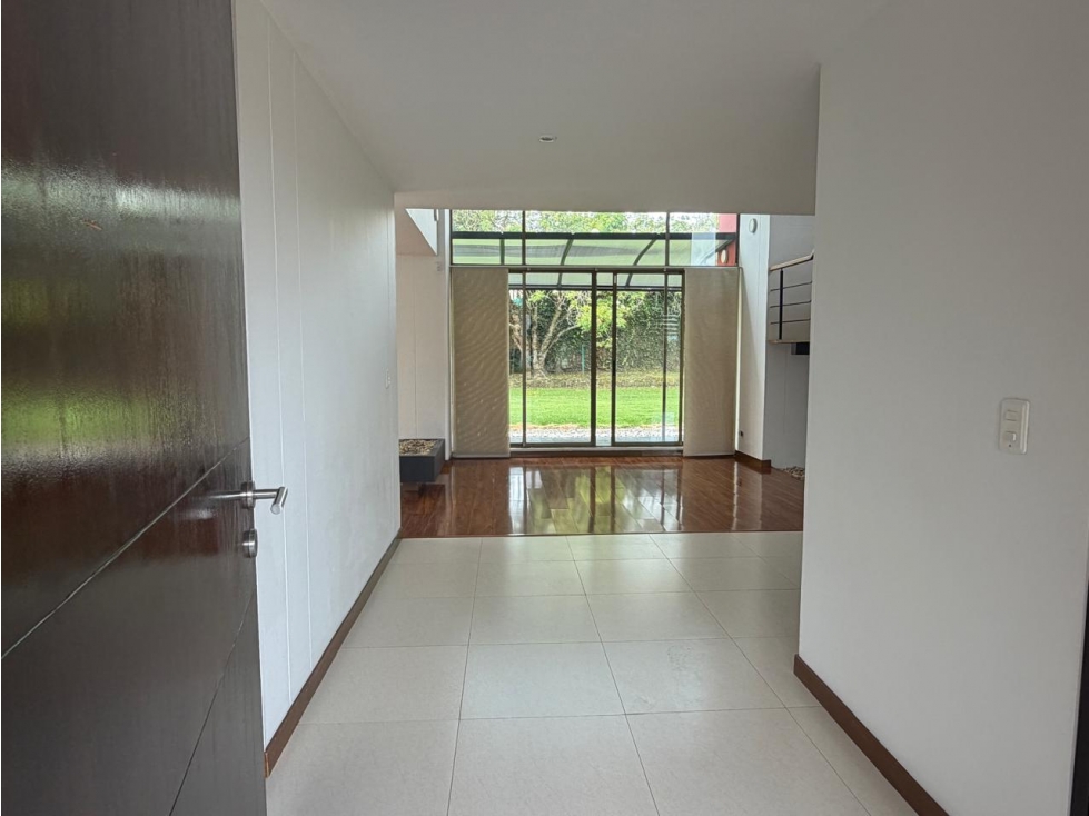 CASA EN RENTA EN SANTA MARIA DEL CAMPO, BARRIO PARCELAS, COTA - 2