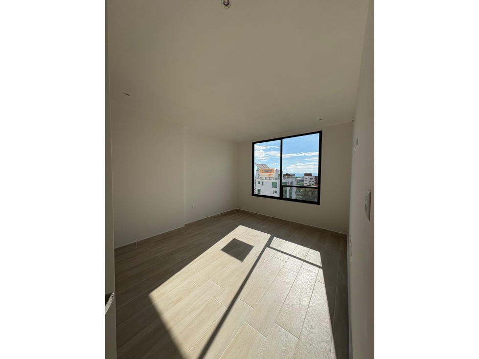 VENTA APARTAMENTO CONJUNTO CERRADO BARRIO LA CASTELLANA (Zona Norte) — foto 4