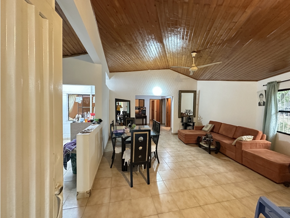 VENTA CASA DE ESQUINA CONJUNTO CERRADO SECTOR EL CISNE JA — foto 4