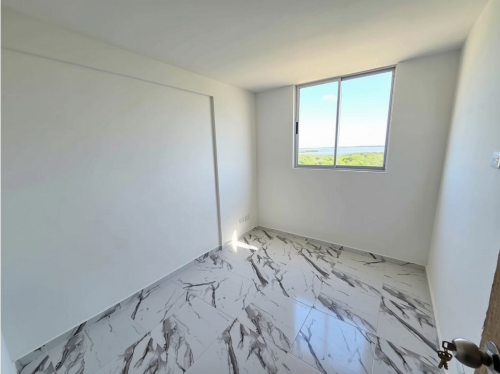 En venta de 57 m² con balcón y vista a la Ciénaga de Mallorquín — foto 4