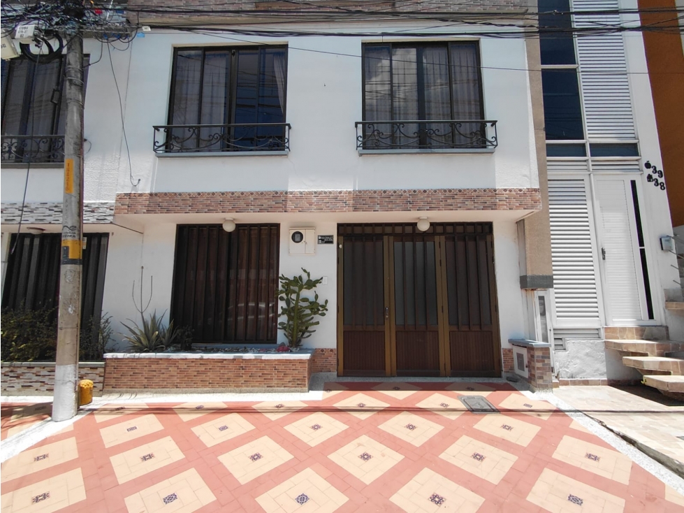 CASA EN VENTA EN PEREIRA - CORALES ¡PARA COMPARTIR EN FAMILIA!