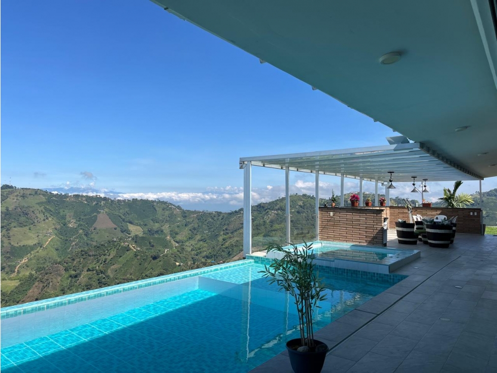 VENTA CASA CAMPESTRE EN VILLAMARIA LUJO NATURALEZA Y CONFORT - 1