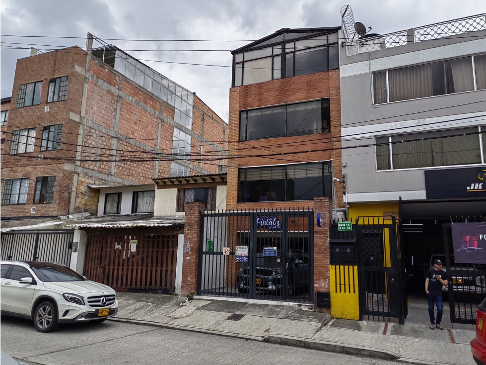 VENTA - EDIFICIO CUATRO PLANTAS - SPRING BOGOTA