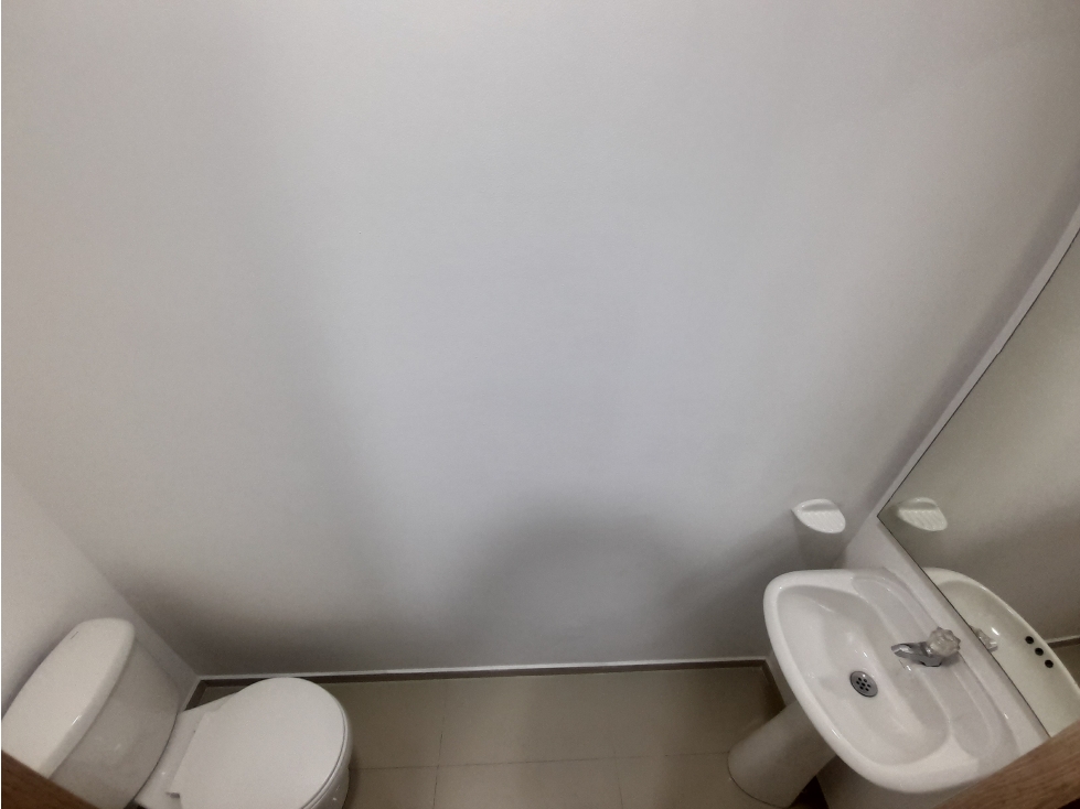 ARRIENDO OFICINA CHAPINERO CENTRAL — foto 6