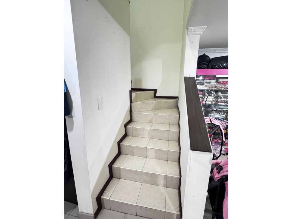 VENTA CASA AMPLIA SECTOR MILENTA IDEAL PARA FAMILIAS — foto 5