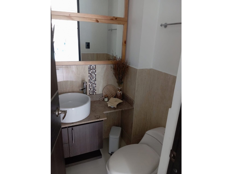 VENTA APARTAESTUDIO PINARES — foto 4