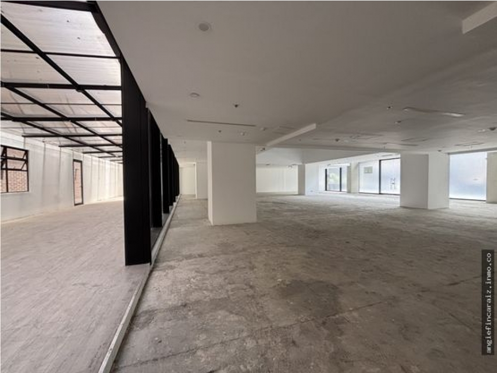 Arriendo Local Comercial en La Cabrera | Zona Exclusiva C.C. Andino UK — foto 5