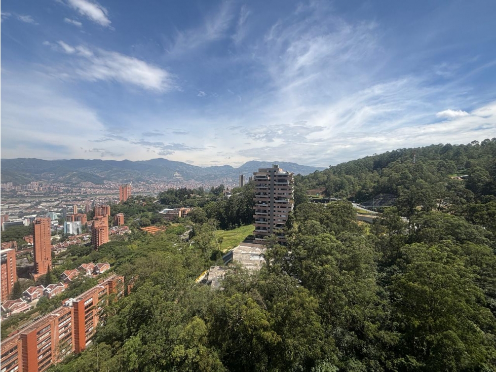 VENTA EXCLUSIVO APARTAMENTO EN LAS PALMAS, EL POBLADO — foto 2