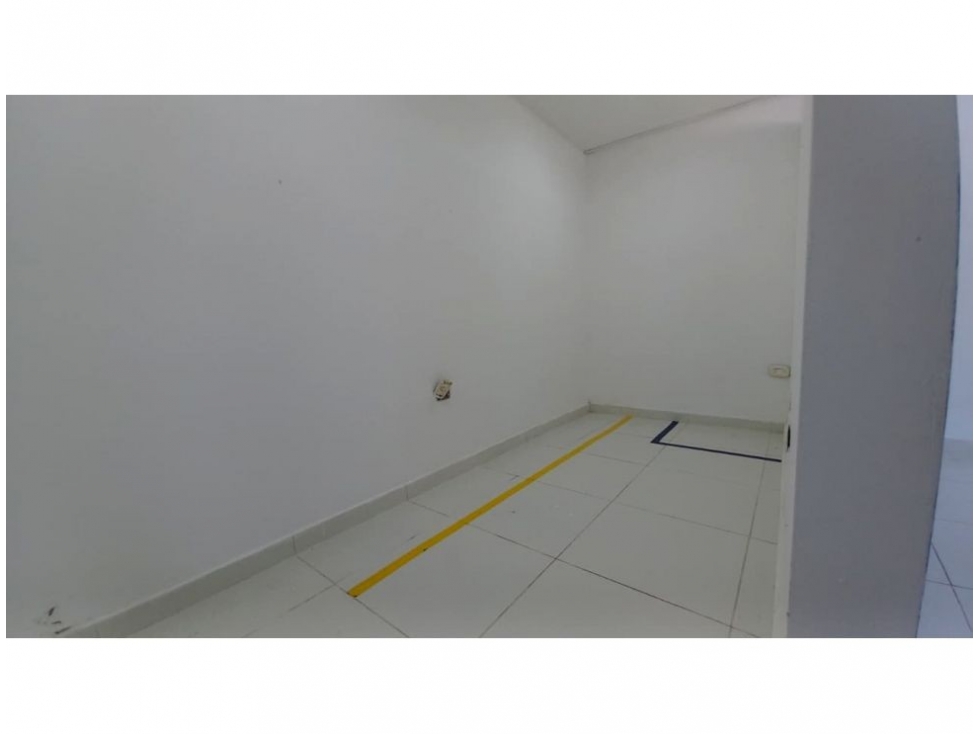 SE ARRIENDA LOCAL COMERCIAL SECTOR HOSPITAL UNIVERSITARIO, SM F.V — foto 5