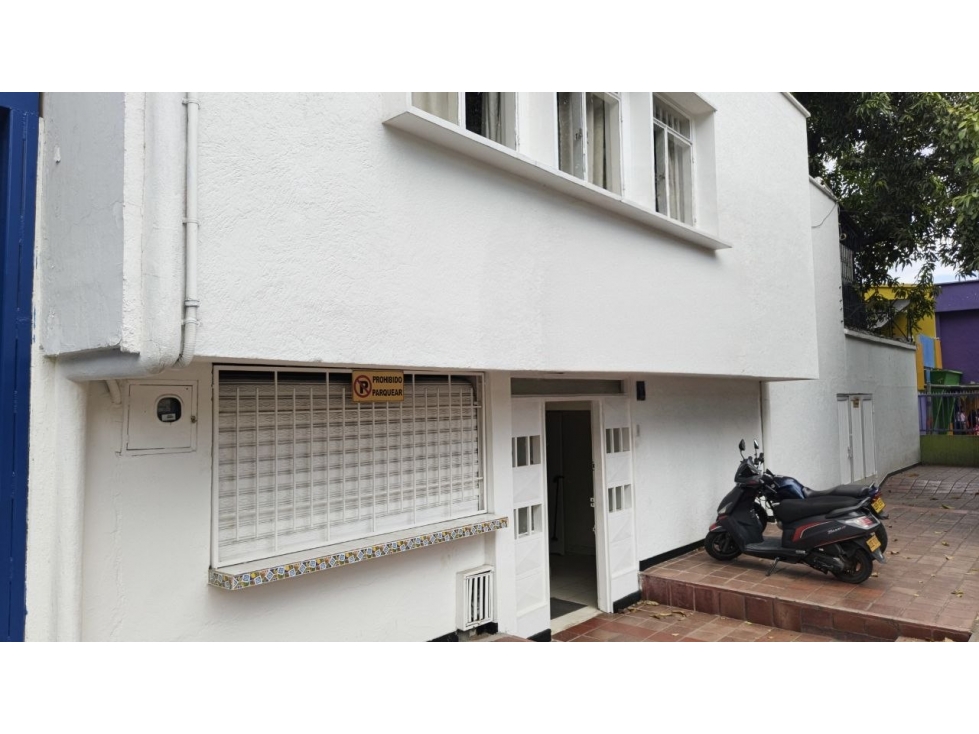 VENTA CASA AMPLIA EN EL CENTRO DE NEIVA.