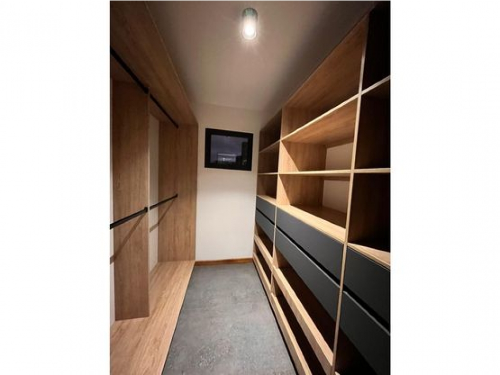 VENTA DE PENTHOUSE DUPLEX EN EL POBLADO - MEDELLIN — foto 3