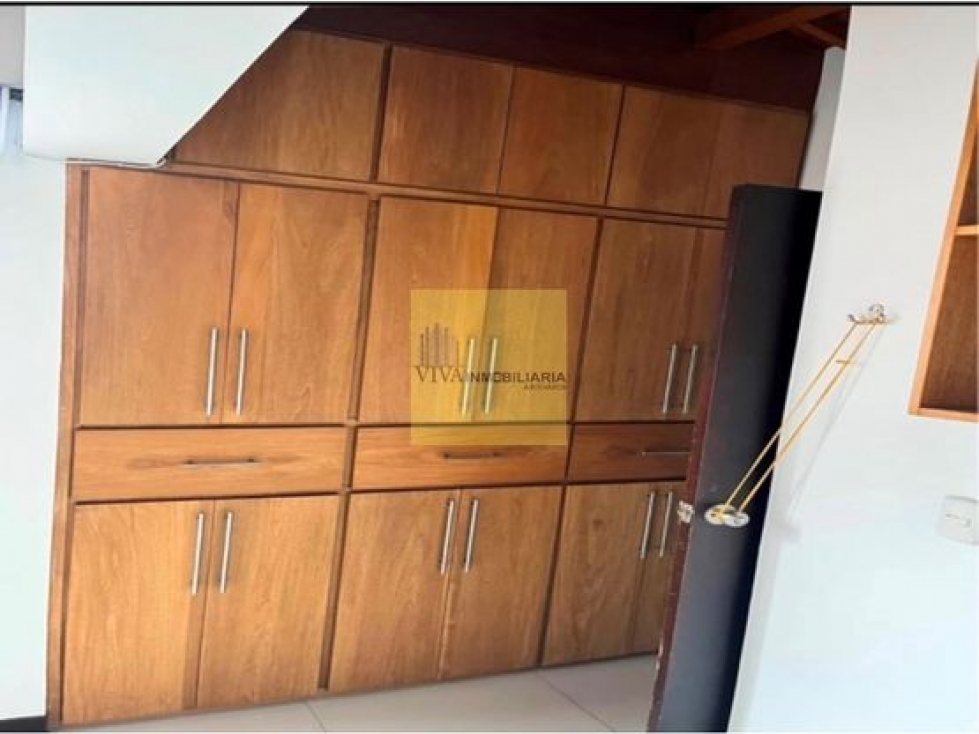 ¡Espectacular Vista! Apartamento en Venta en la Loma de Los Bernal VI — foto 5