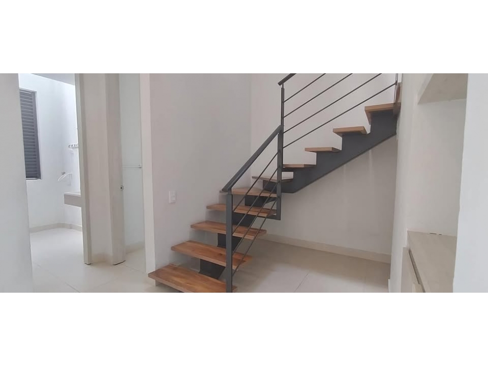 VENTA CASA MODERNA EN CONJUNTO CERRADO CON PISCINA Y ZONAS SOCIALES AL — foto 5
