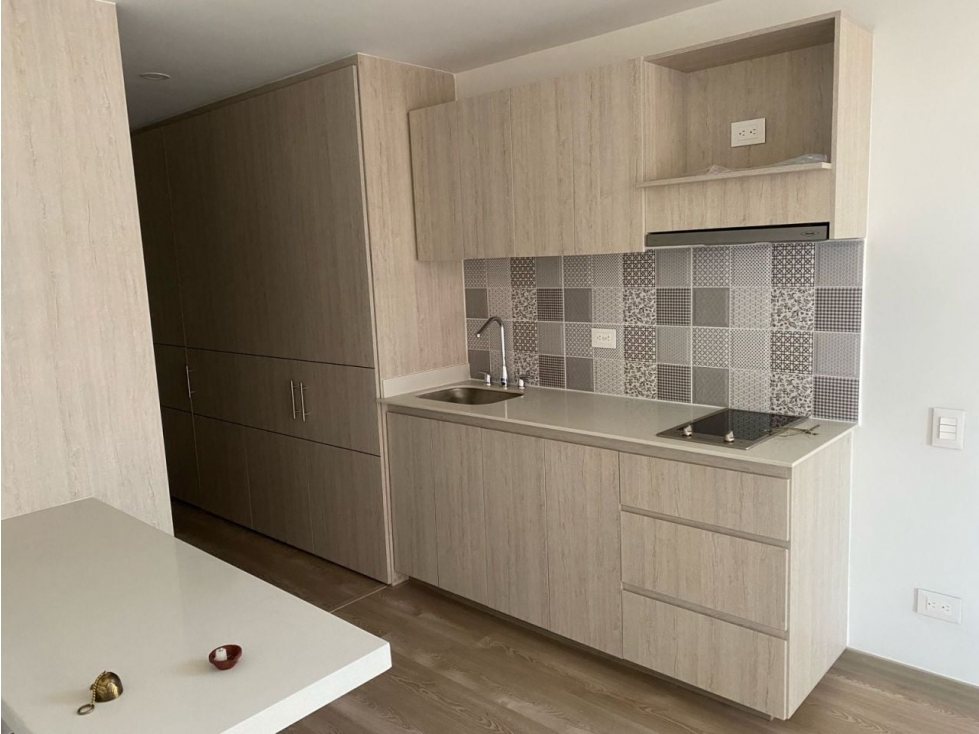 VENTA APARTAESTUDIO CON PARQUEADERO PISO 20- CHAPINERO — foto 5