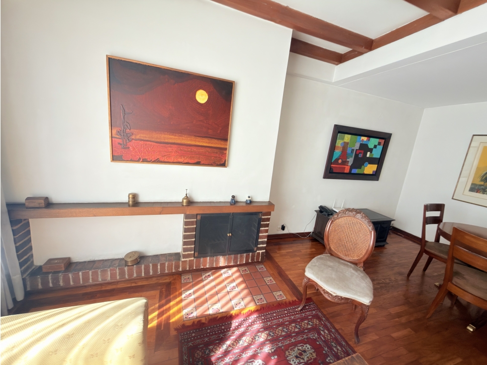 VENTA DE APARTAMENTO DUPLEX PARA REMODELAR EN SANTA ANA OCCIDENTAL — foto 2