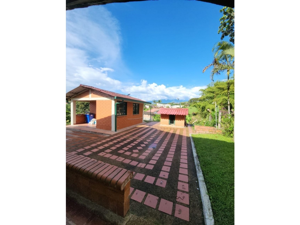 VENTA CASA CAMPESTRE CONDINA