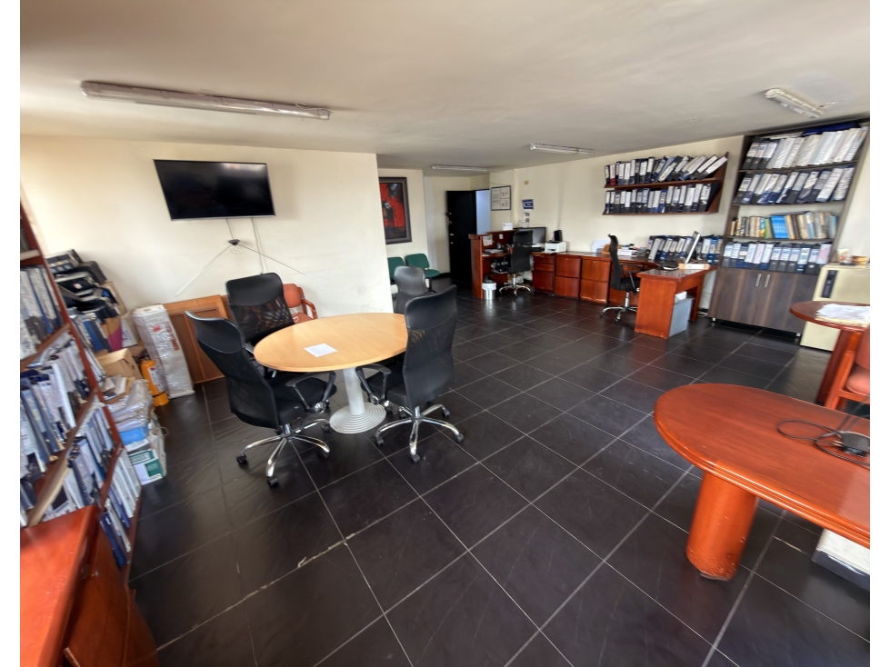 VENTA DE OFICINA EN CENTRO COUNTRY - 5
