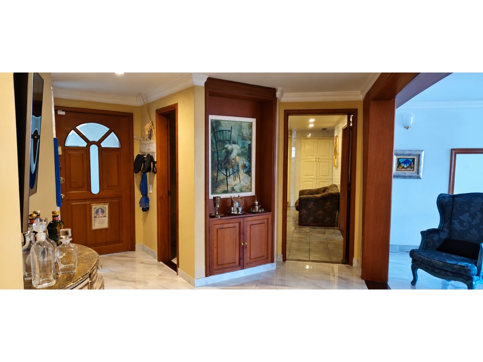 VENTA APARTAMENTO AMPLIO CALATRAVA — foto 5